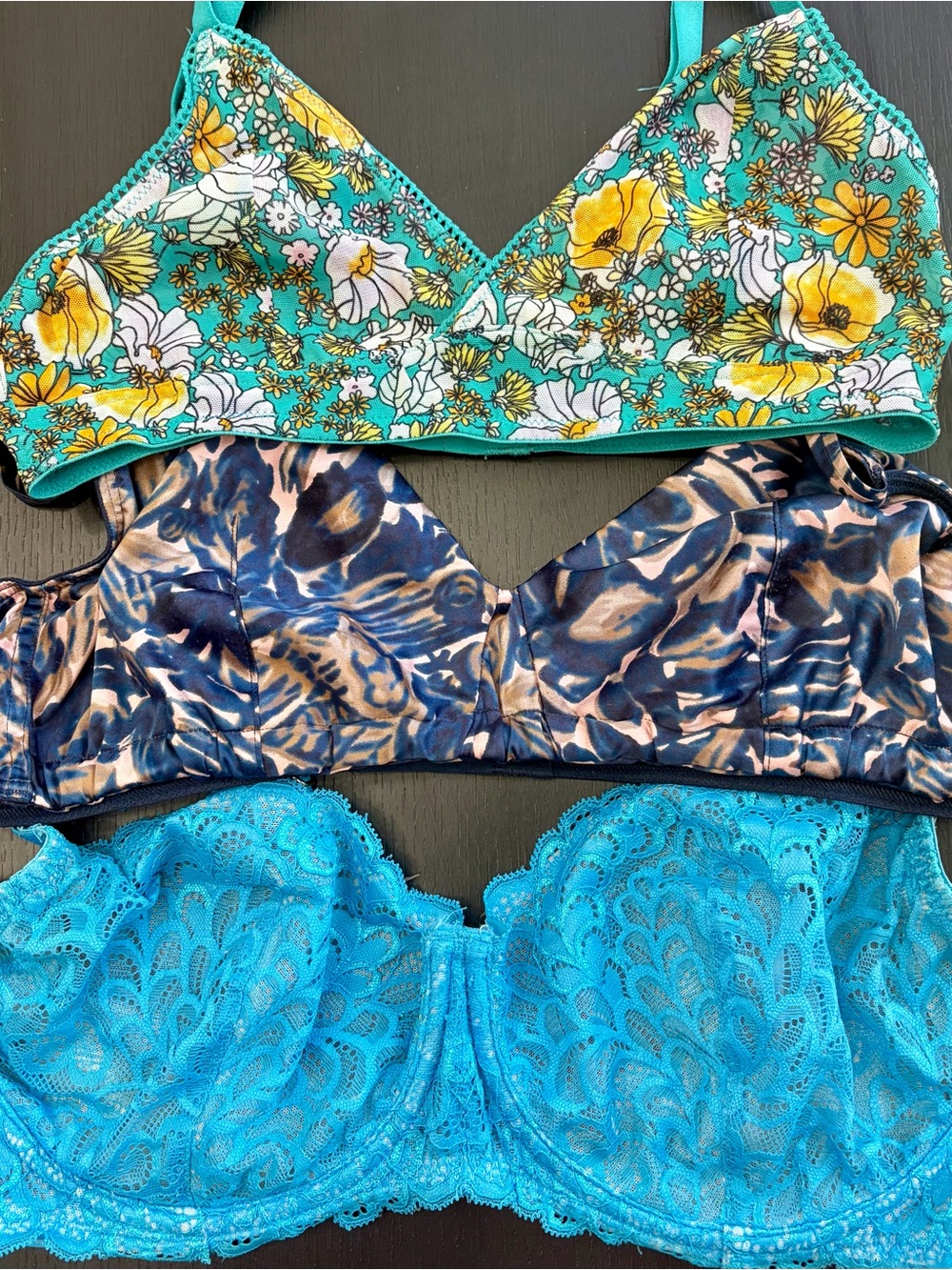 Women’s Lace & Floral Bra Collection in Multiple Colors - Picture 5 of 7